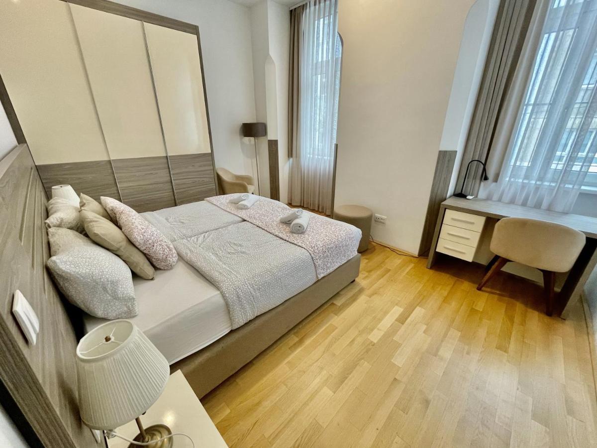 7 * Wien