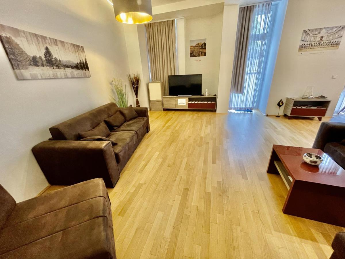 7 * Wien