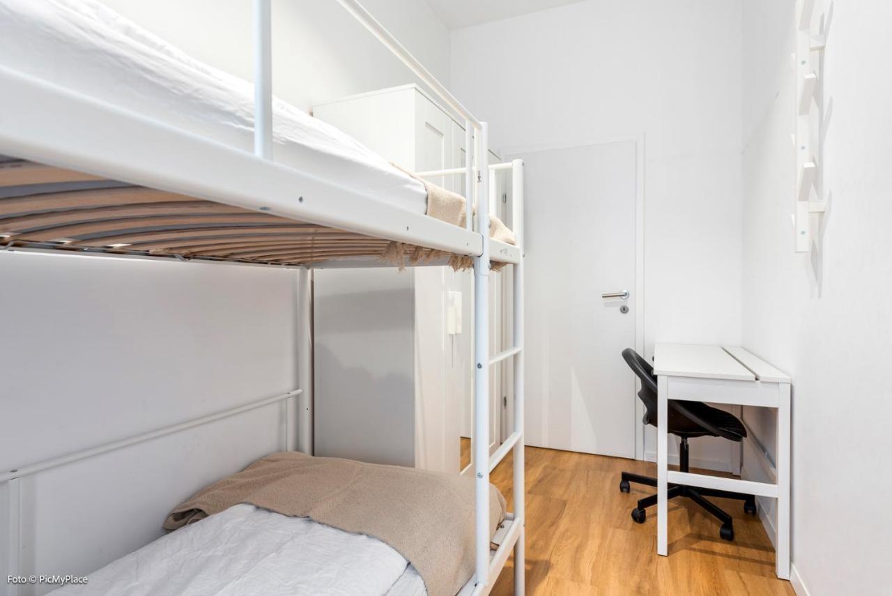 Nice Central City Room Hostel Vienna