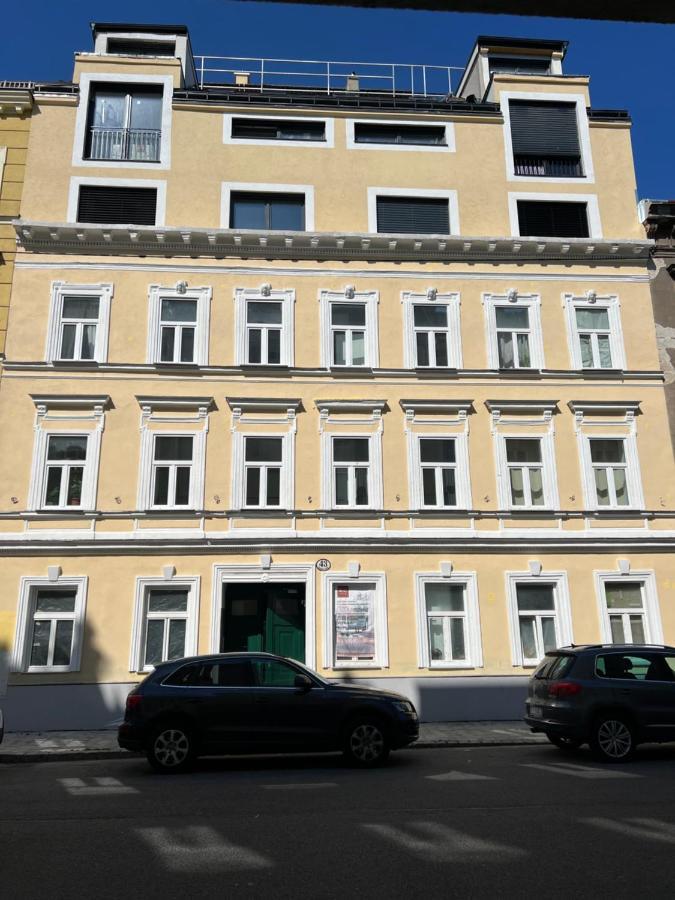 Stilvolle Mit Ruhig Gelegenem Balkon Apartment *