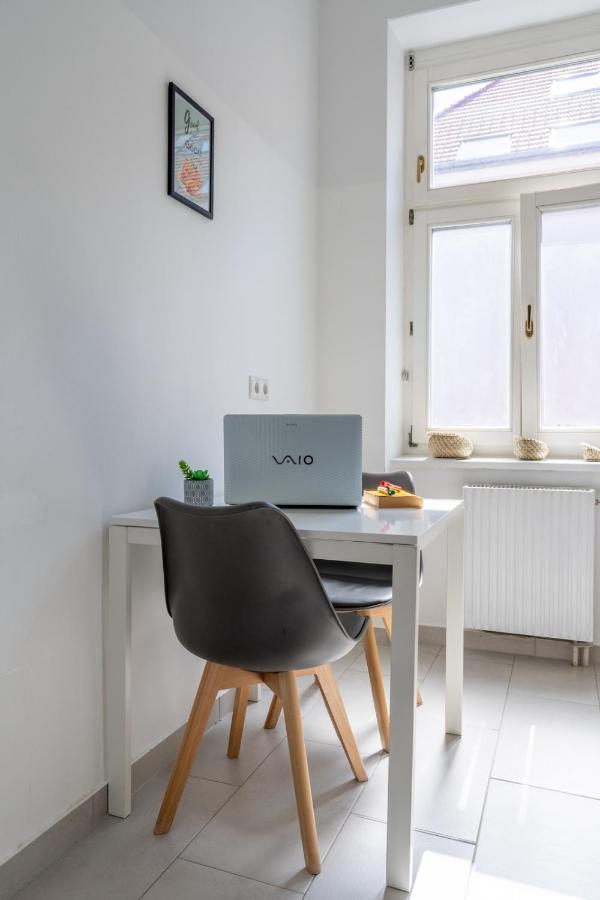 Apartment Yeshello Station Vienna