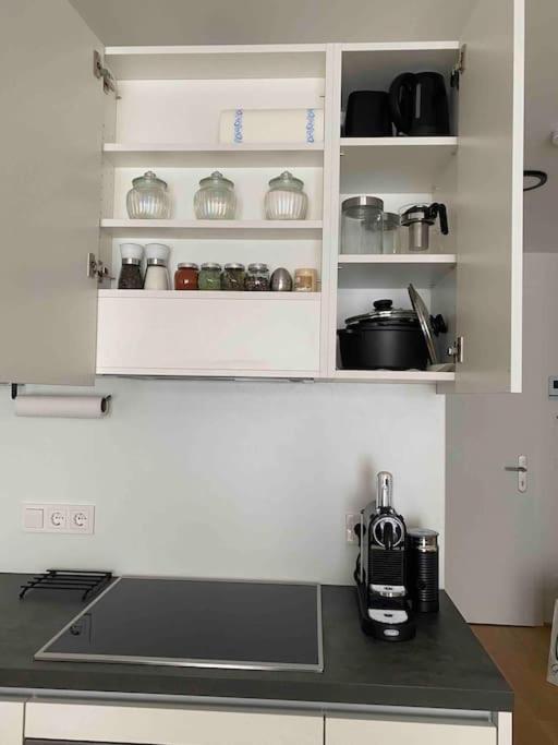 Modern Near Stadtpark Apartment *