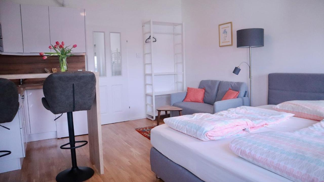 Comfortable 1100 With Contactless Check-in Apartment