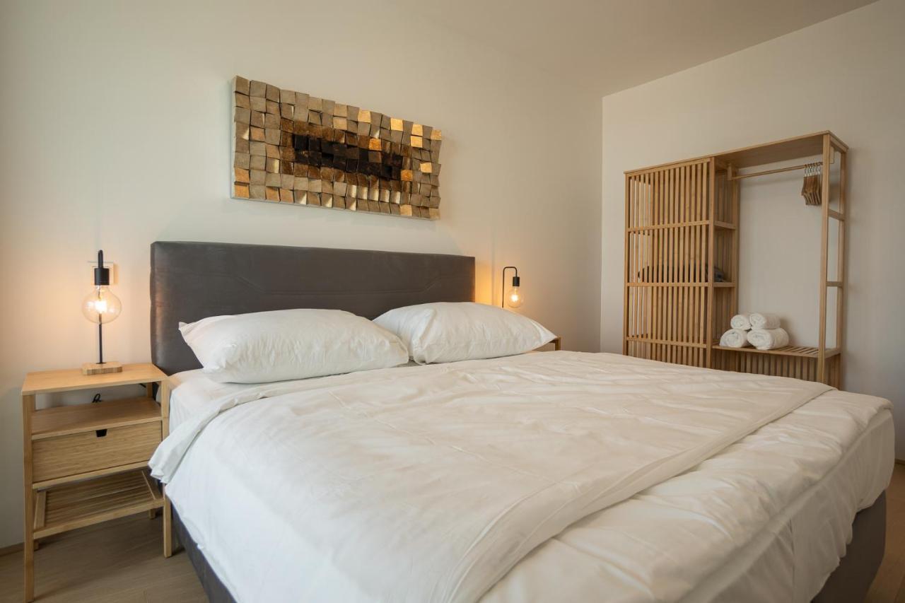 Posh On 22nd Floor + Loggia, Pool, Gym, Sauna Appartamento *