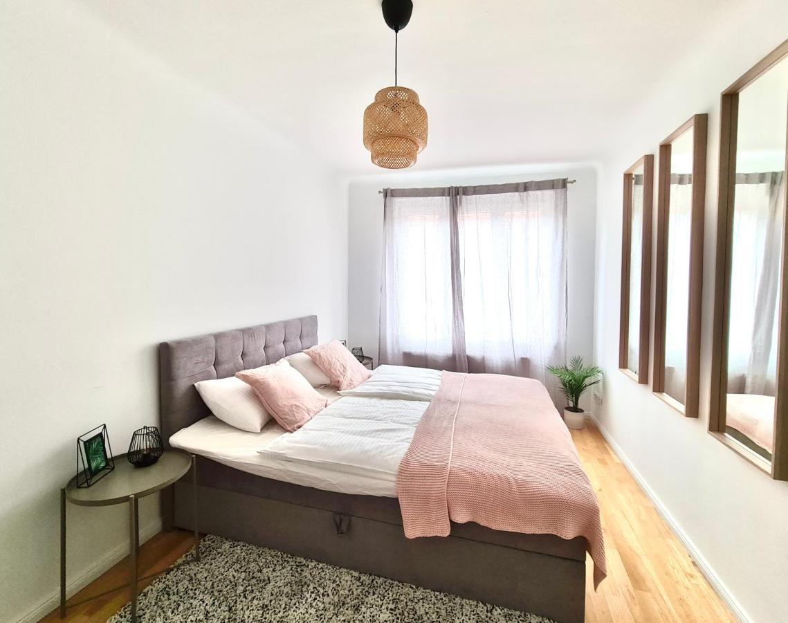 Feelhome - Zentrum - Augarten - Smart Tv Appartamento