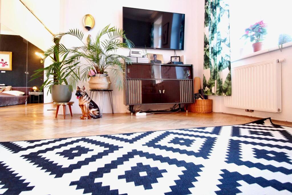 Apartment Stylish Design *