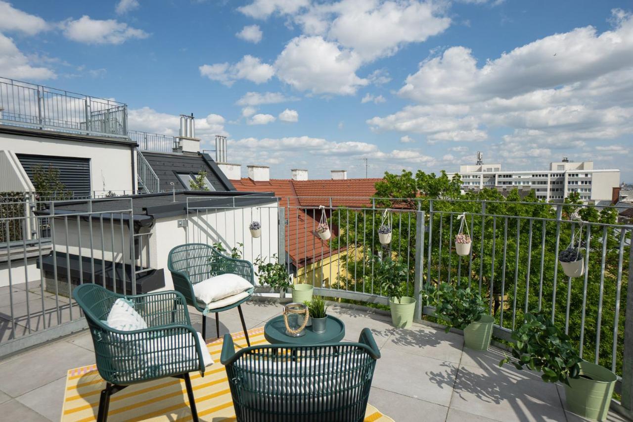Double Floor With 2 Terraces On Rooftop Apartment *