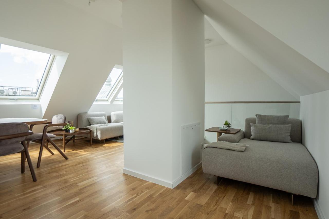 Double Floor With 2 Terraces On Rooftop Apartment