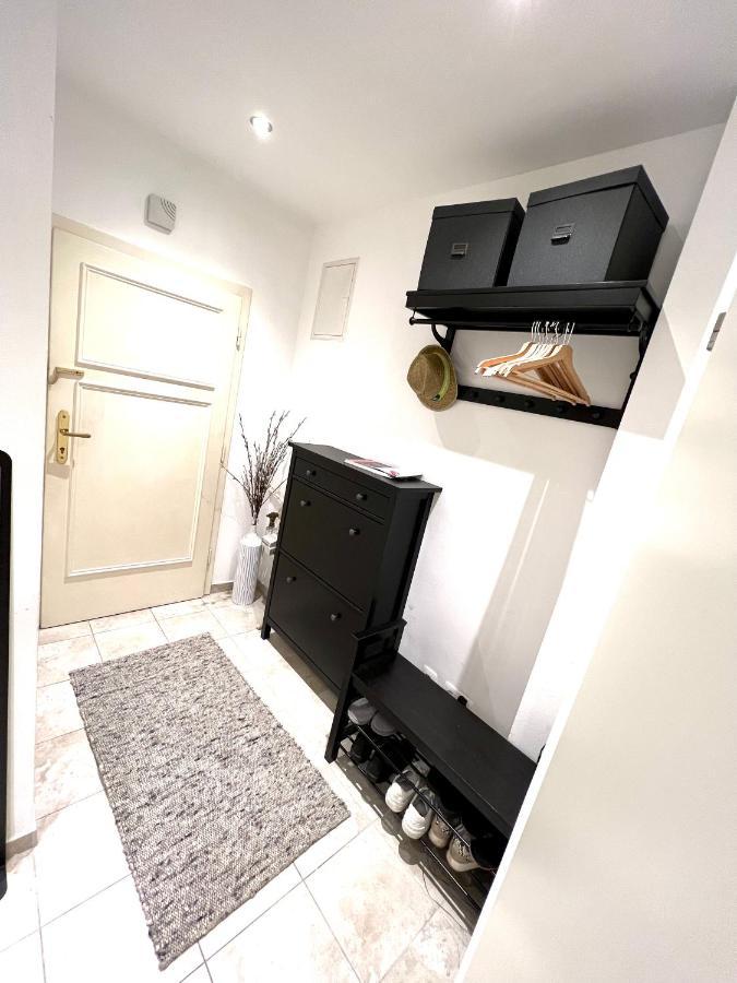 Schone In Zentrum Josefstadt Apartment