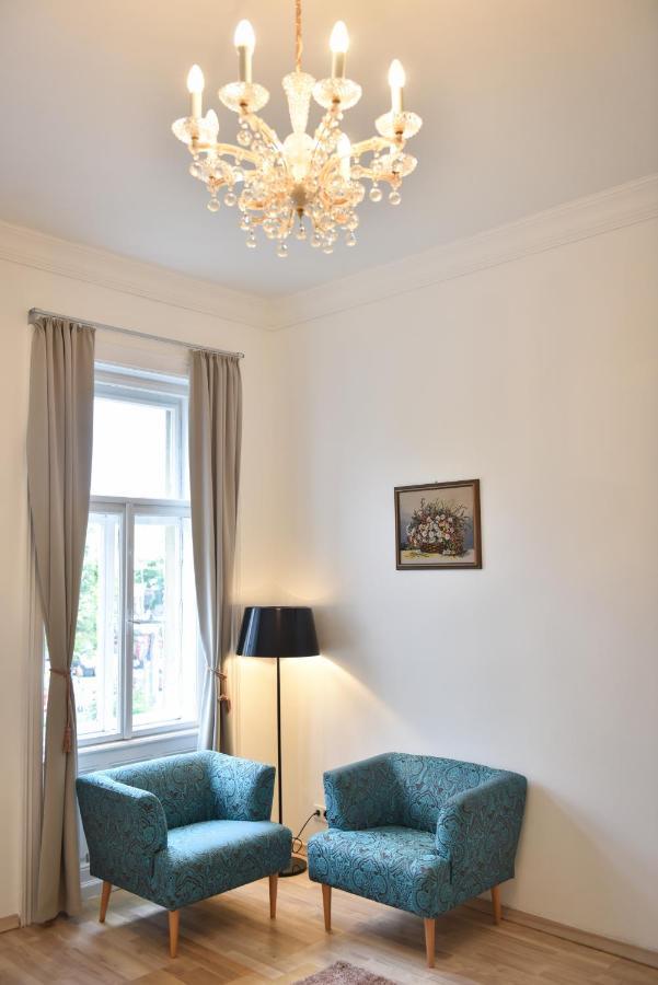 Be Inspired, Choose The Best! Apartment