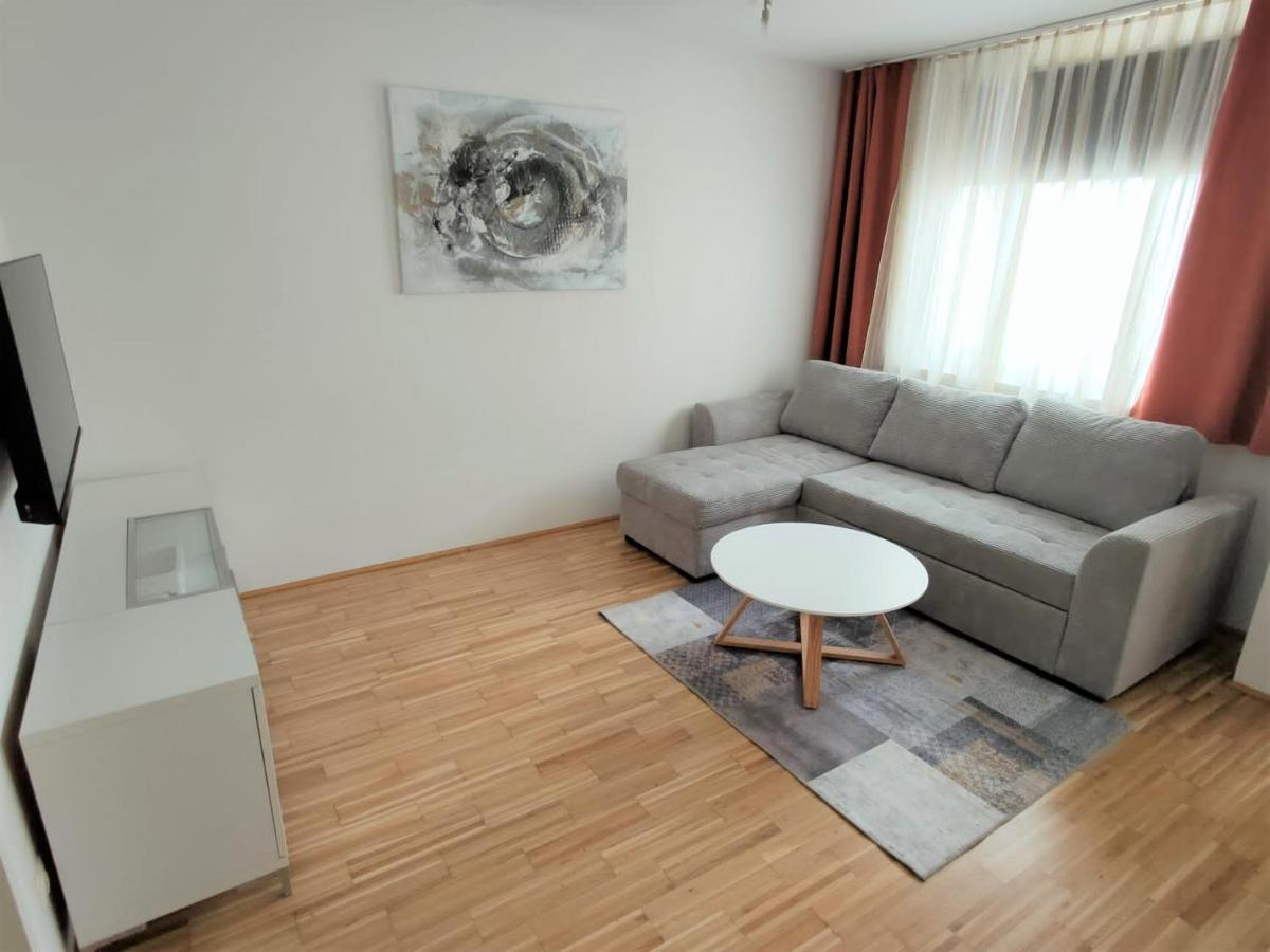 Elena Inklusive Garagenplatz Apartment *