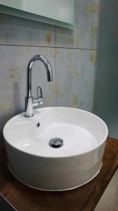 Comfortable 1100 With Contactless Check-in Apartment