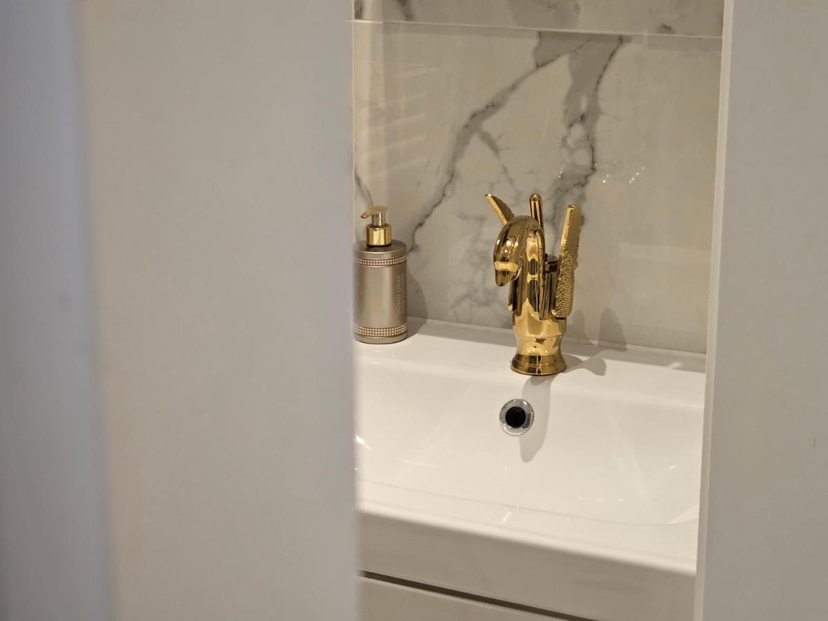 Apartment Herz Von Mariahilfer Vienna
