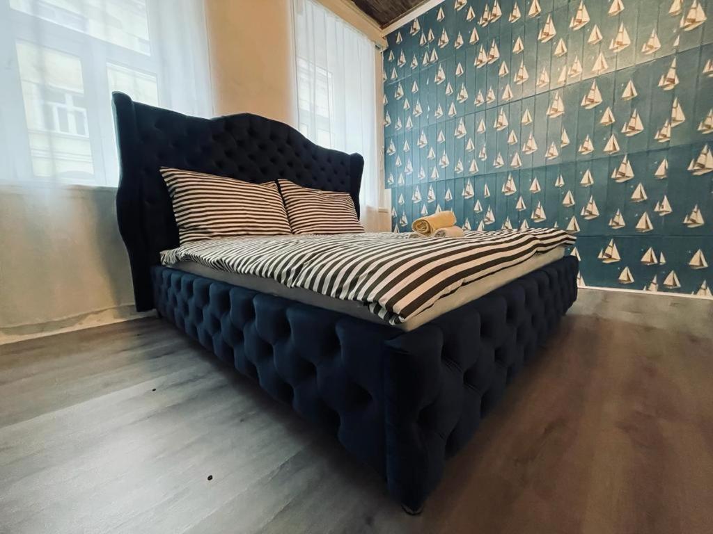 Titanic 1 Apartment *