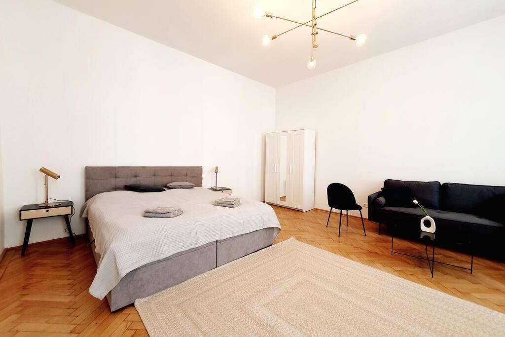 Savoir Vivre Rosinagasse Apartment *