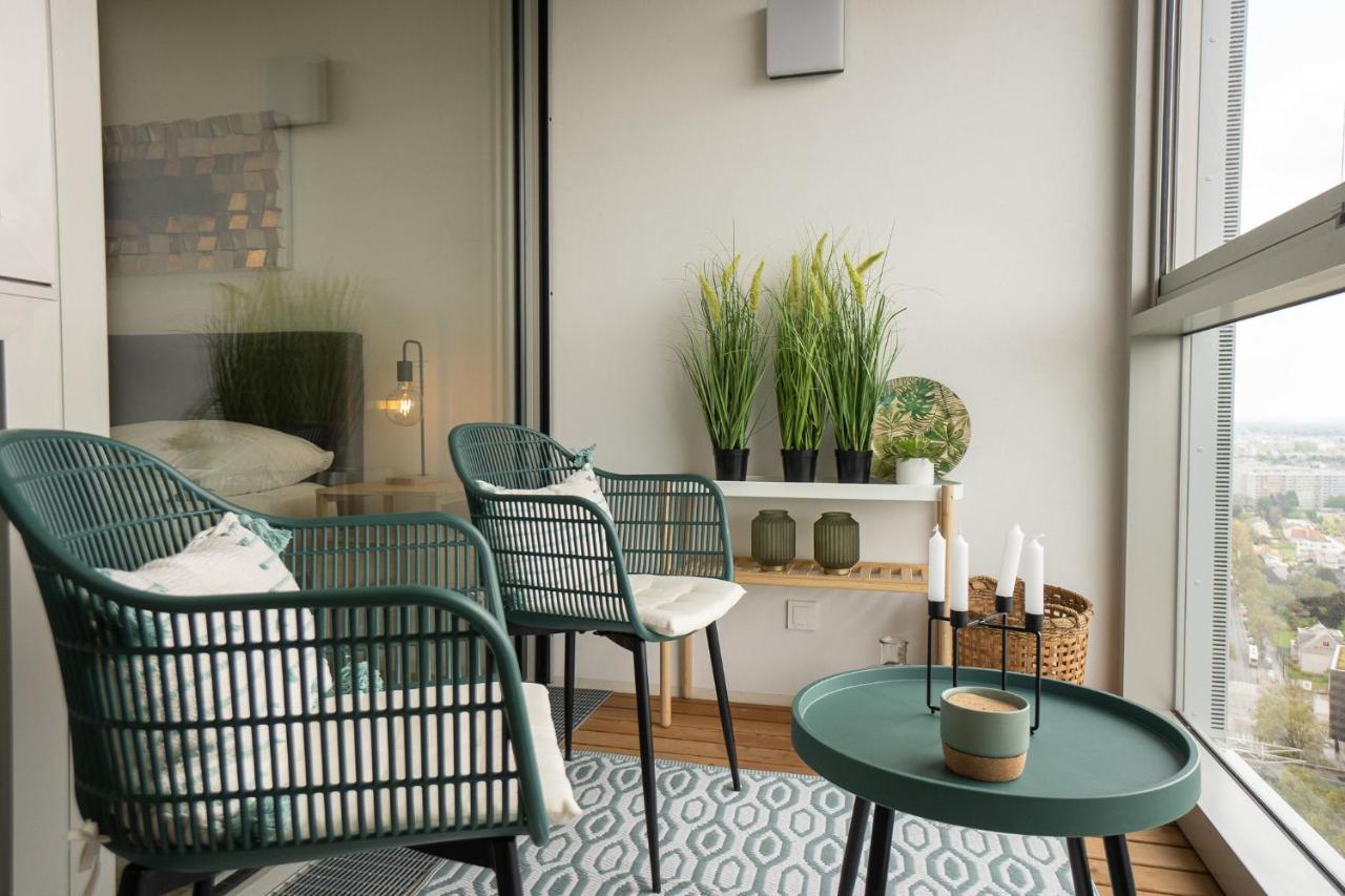Appartamento Posh On 22nd Floor + Loggia, Pool, Gym, Sauna Vienna