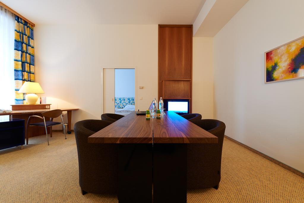 Aparthotel Starlight Salzgries 4*