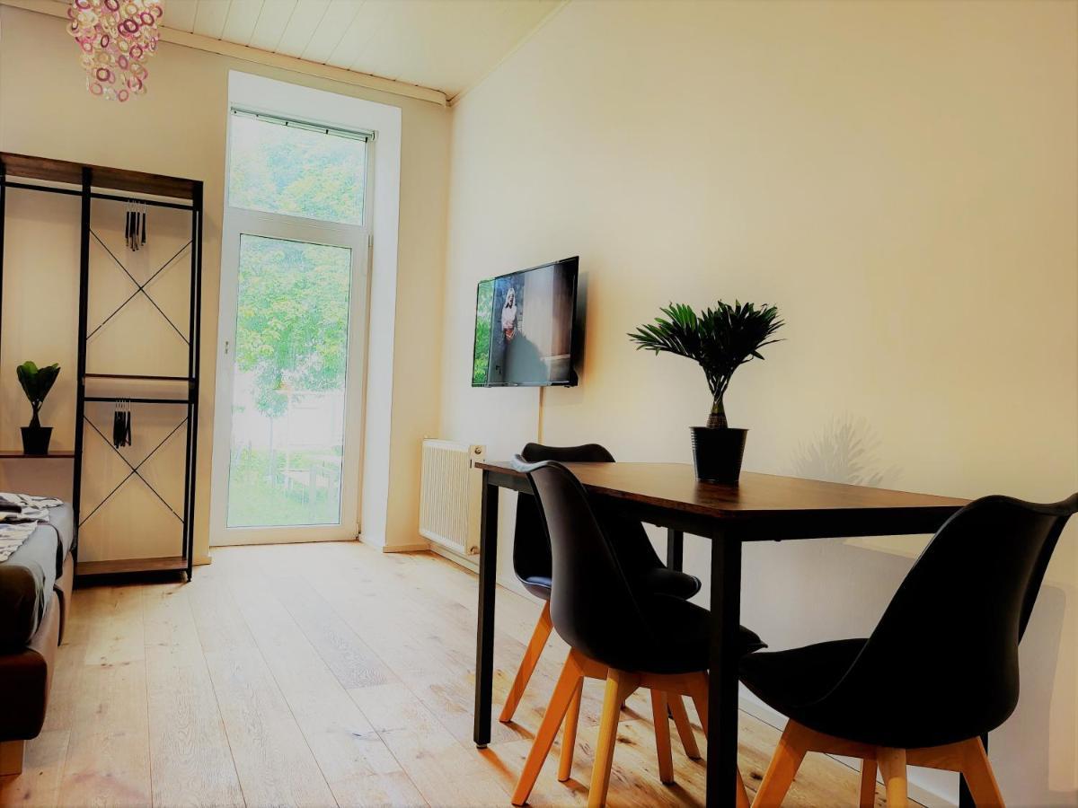 Donaufelder Apartment Vienna