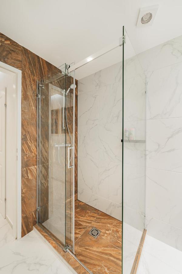 Zeus Design Apartmenthaus *