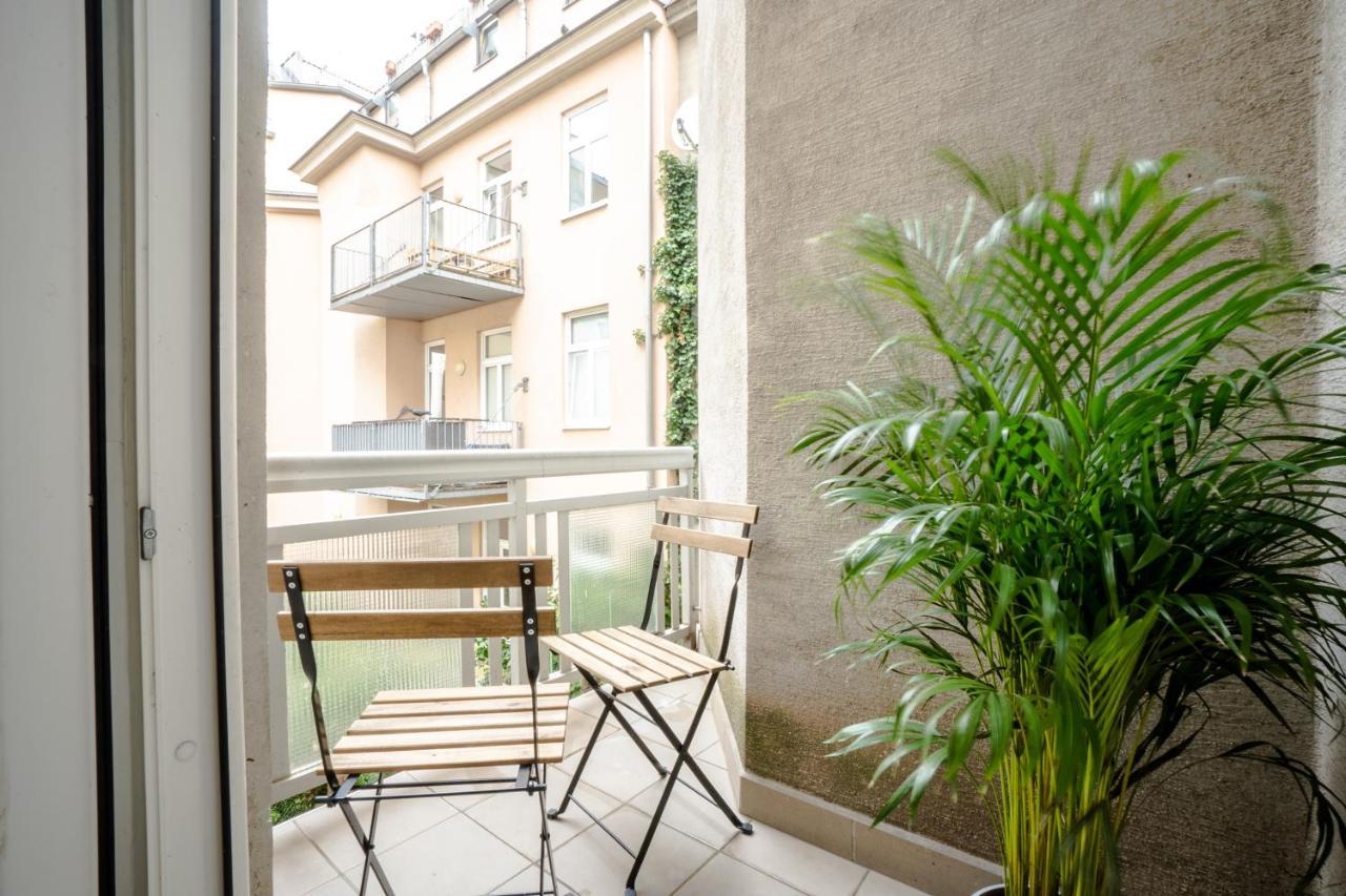 Comfortable, Balcony - Quick Access To Vienna's Old Centre *