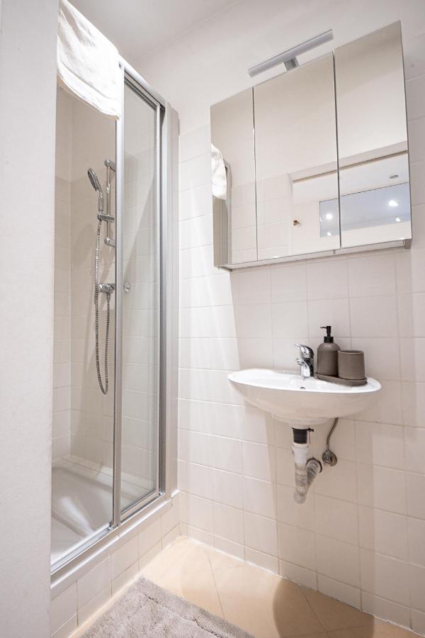 Apartment Comfortable, Balcony - Quick Access To Vienna's Old Centre *