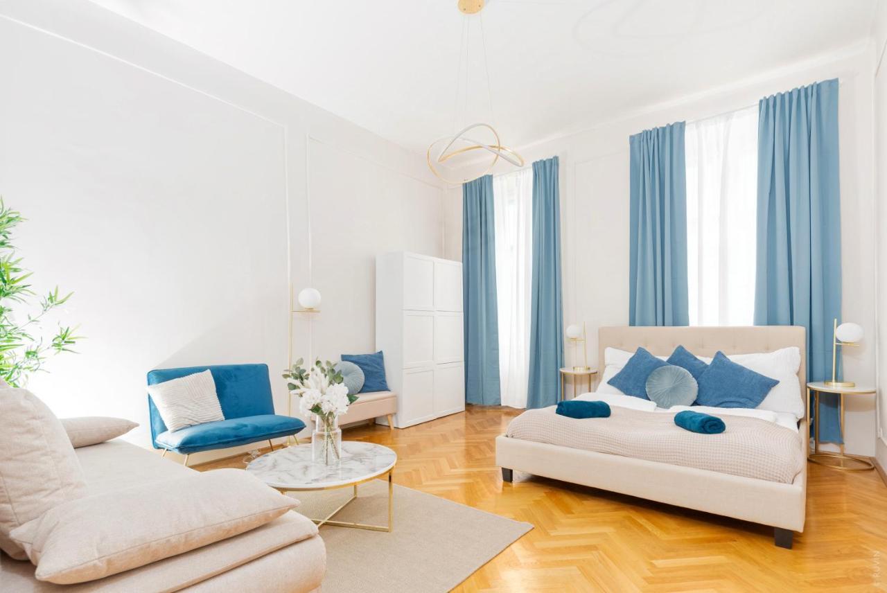 Spacious And Near Metro I Close To Parks I Akh * Viena