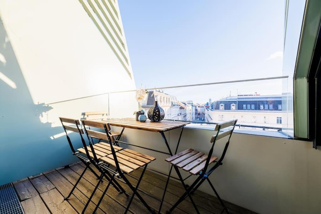 Apartment Julius 3 - Modern Comfort Only 5 Mins To Vienna's Center