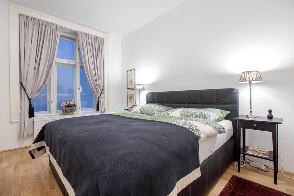 Schottenring Apartment