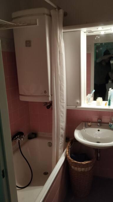 15 Min Zum Zentrum Apartment Vienna
