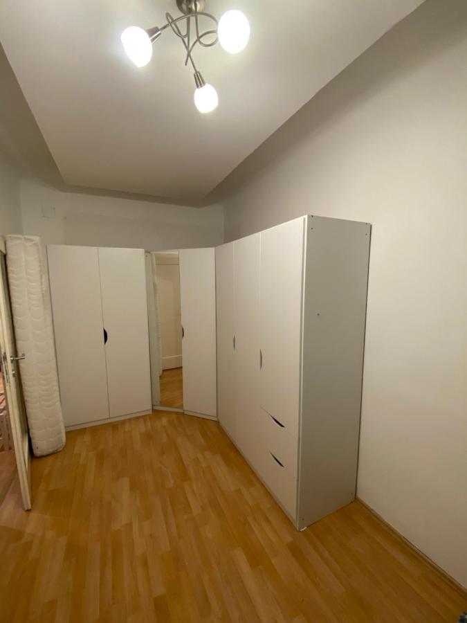Grosszugiges 2-br-apt Im Zentrum * Vienna