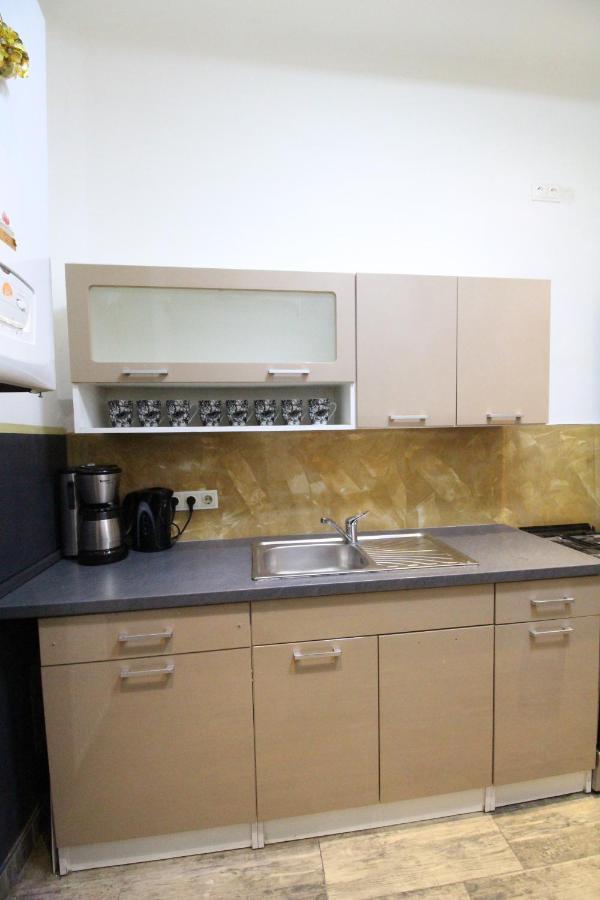 Apartment Private Double Bedroom Rf2 *