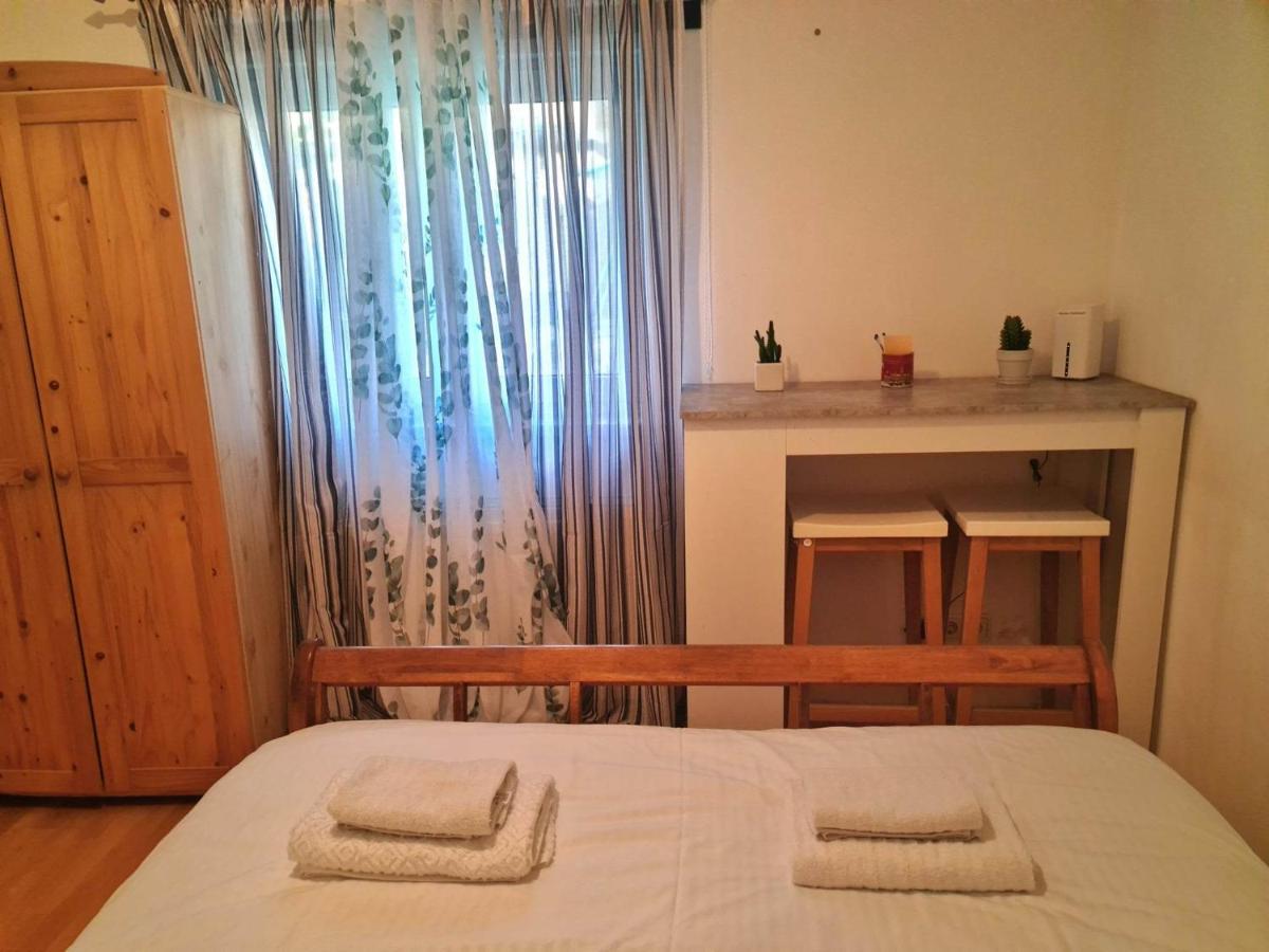 Small-comfy In Donaustadt Garden - Not Shared! Apartment Vienna
