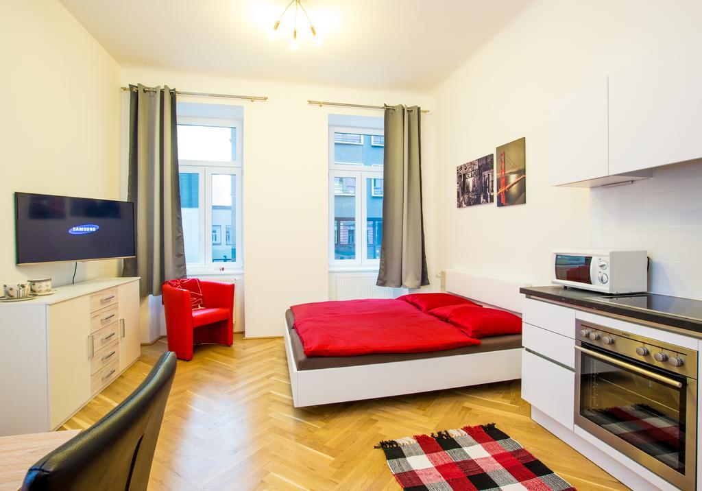 The Barts Apartments - Self Check-In *