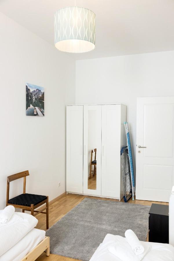 Apartment Urban Simmering