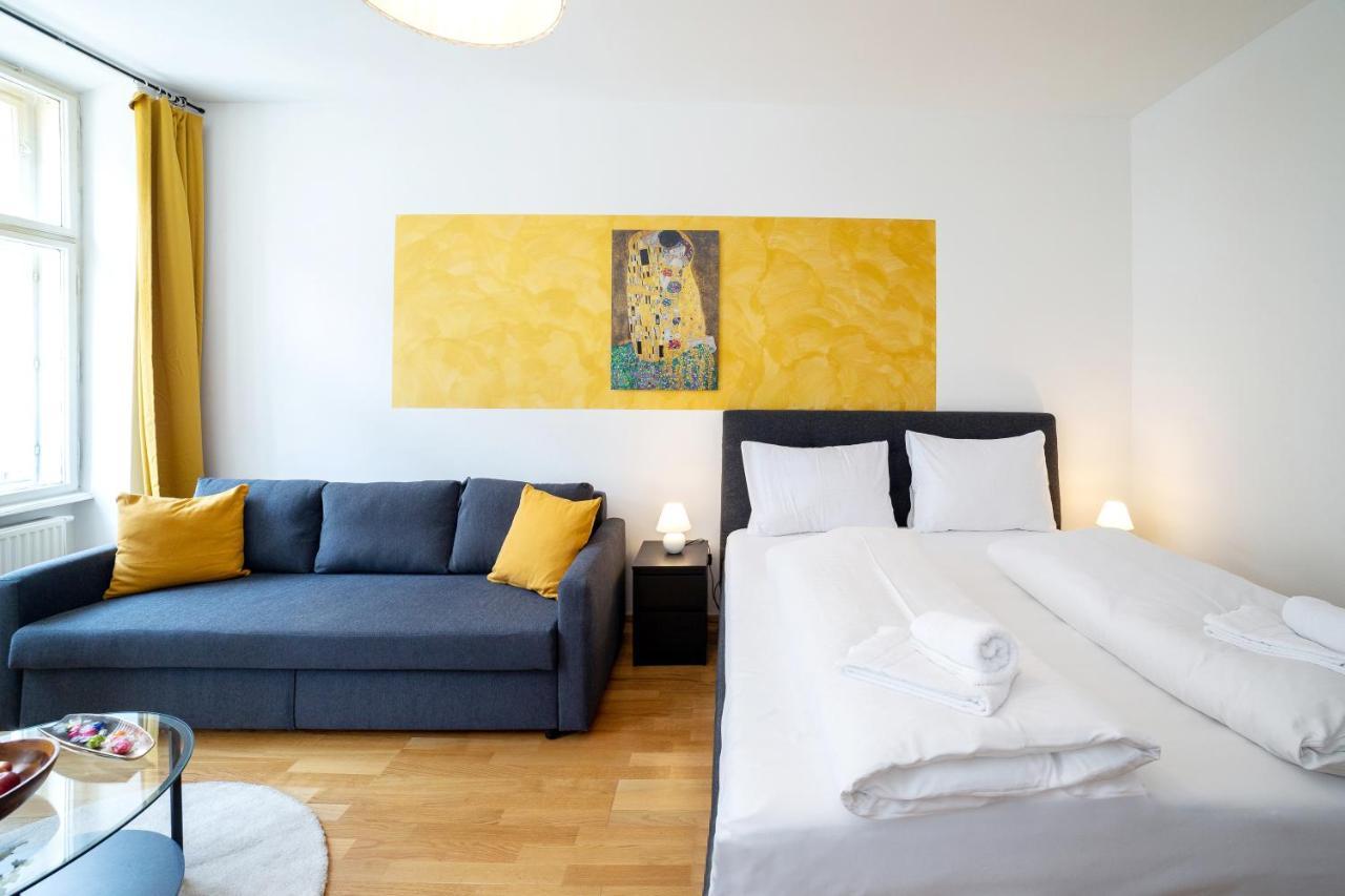 Urban Simmering Apartment