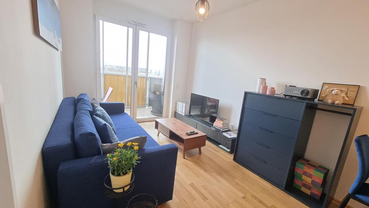Tower-apartment In Apartment *