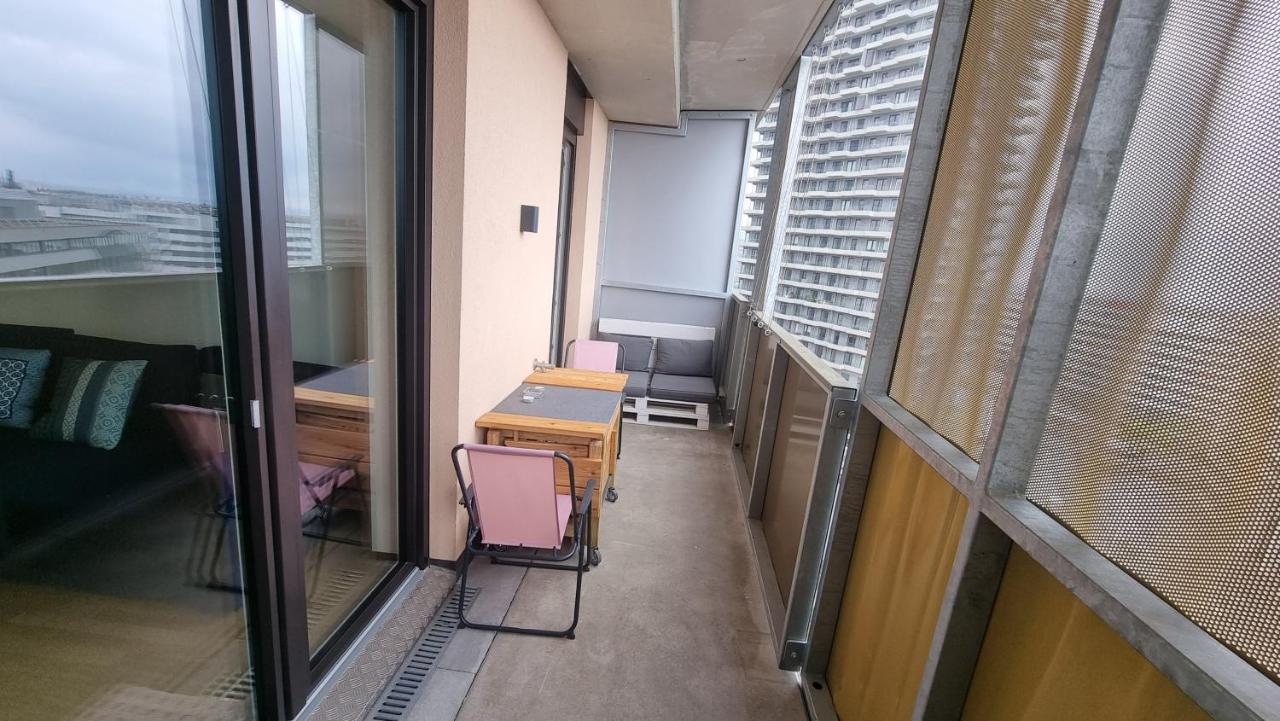 Apartment Tower-apartment In
