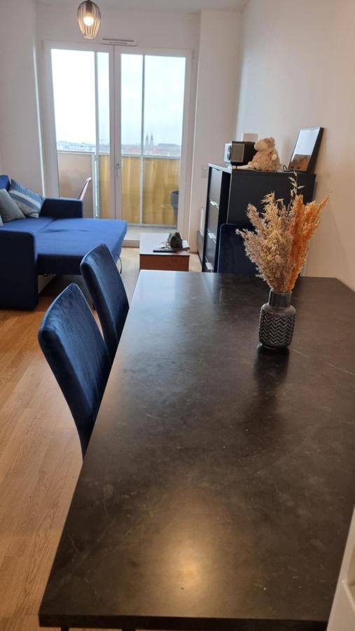 Apartment Tower-apartment In