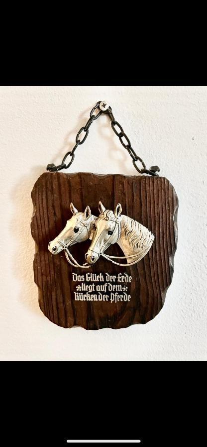 Golden Horse *