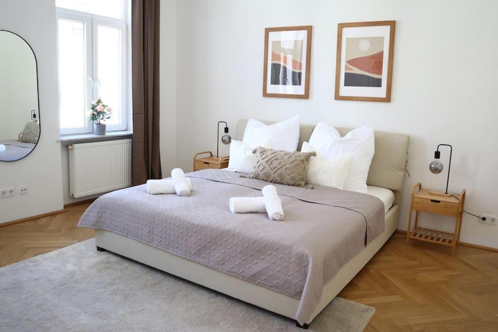Apartment Bloom - Cozy Apartment, 5 Stops To Center Vienna