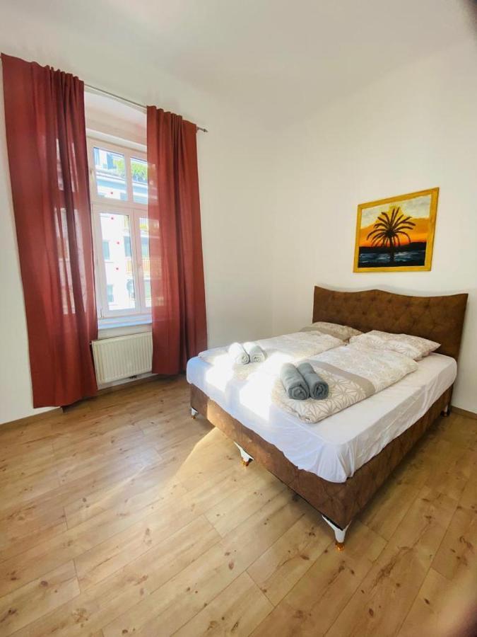Quad-room Near Prater Stern