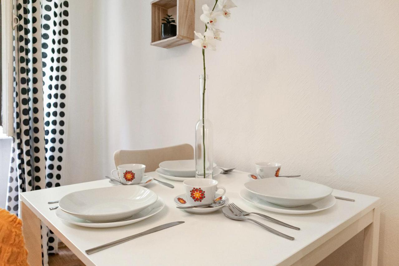Convenient 1br In The Heart Of