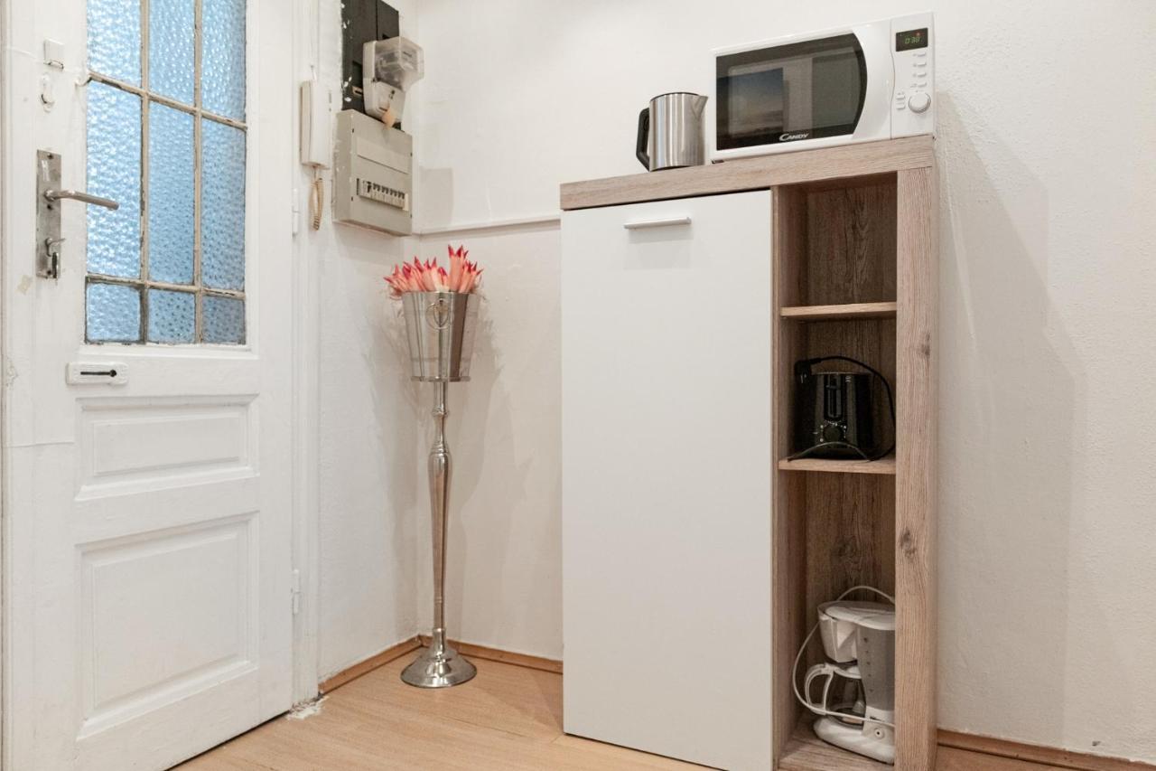 Convenient 1br In The Heart Of