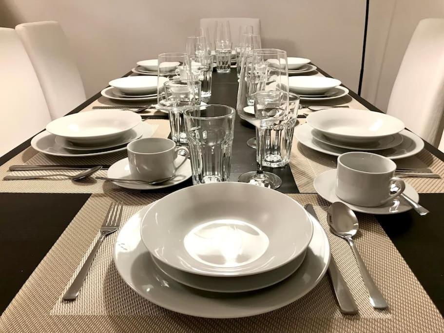 Apartment Near Vic Austria Center, 90sqm, 3br, Lr, Kitchen, 6min To Vic, 10min To City U1 Wien