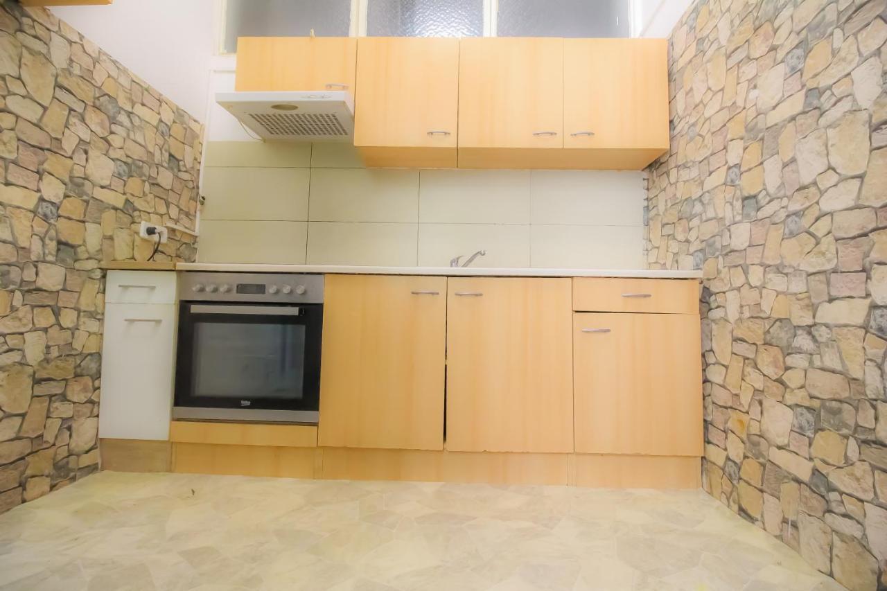 Ss Family 3 Bedroom In Praterstern Area Dw8 Apartment *