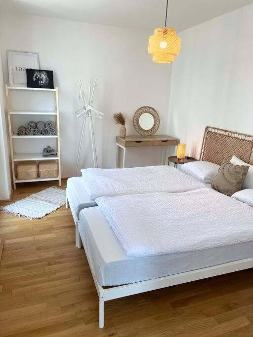 Donaublick Oasis: Stylische Apartment