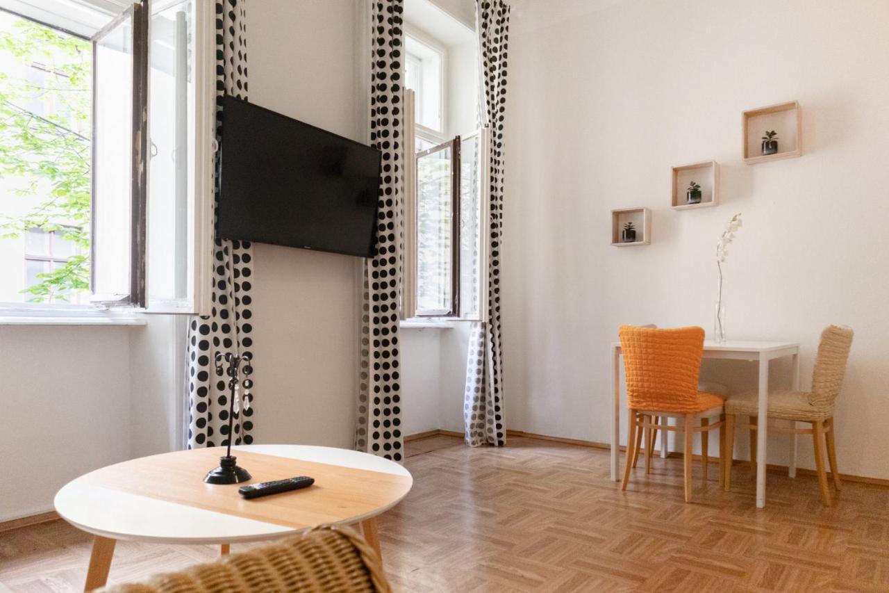 Convenient 1br In The Heart Of Apartment