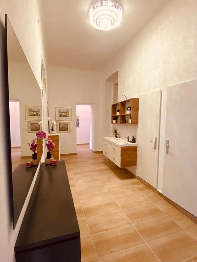 Deluxe Double Dw Apartment