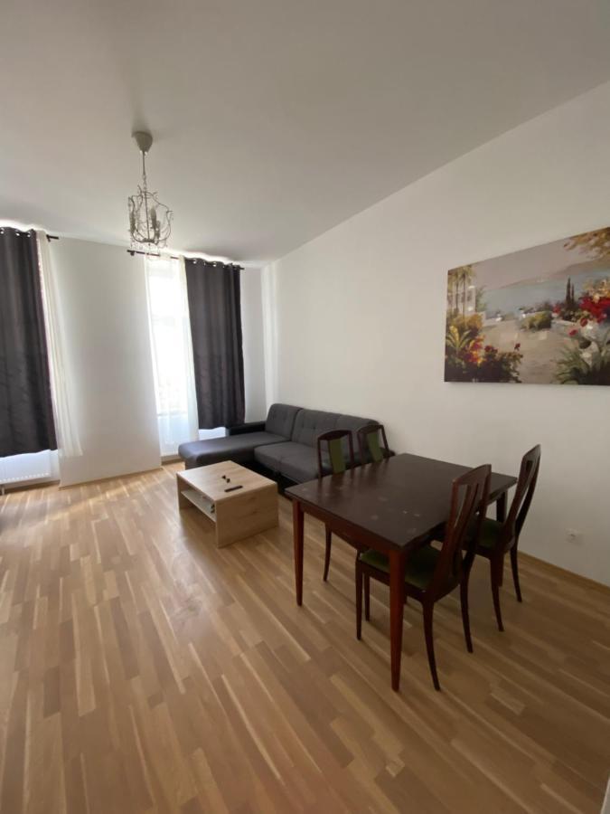 Niceapartmenthollergasse 8 Vienna