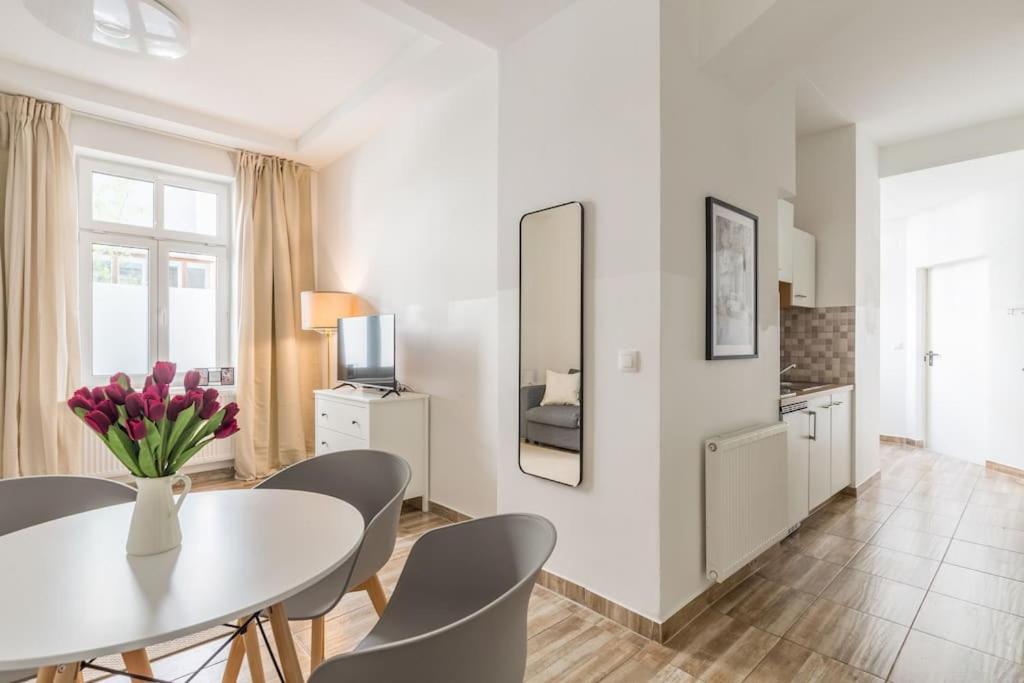 Xxxl Bed/ Free Parking/ Viena